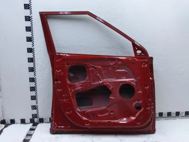 Накладка на дверь передняя левая для Hyundai Creta 1 GS 2016-2021 на фотографиях