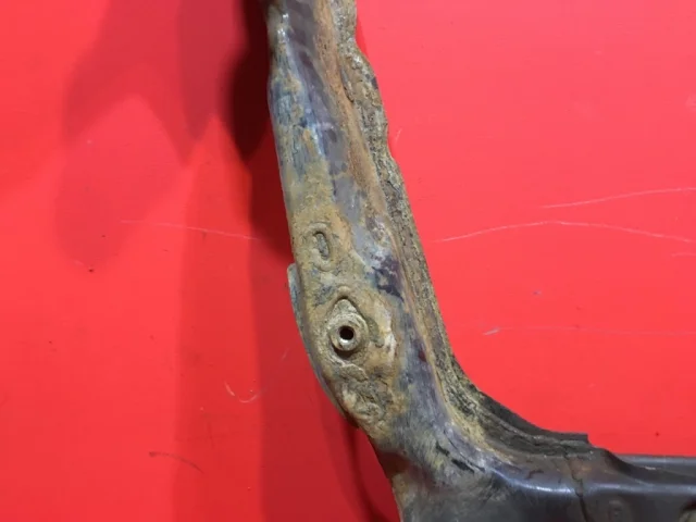 Подрамник двигателя для Ford Galaxy CD340 2006-2015 на фотографиях