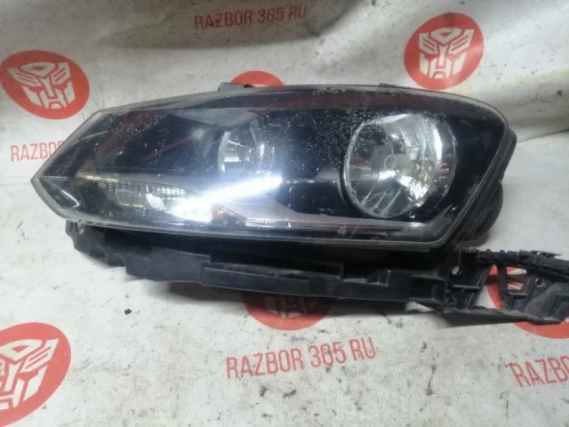 Фары для Volkswagen Polo V (6R) 2009-2014 на фотографиях