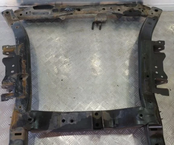 Подрамник двигателя для Renault Duster HM 2020+ на фотографиях