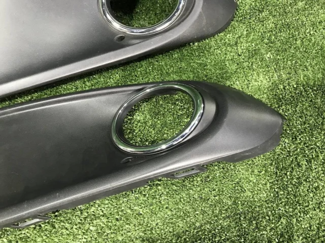 Рамка ПТФ левая для Volkswagen Polo V (6R) 2009-2014 на фотографиях