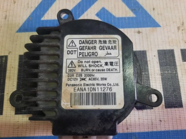 Блок розжига ксенона для Infiniti QX 70 2013-2019 на фотографиях