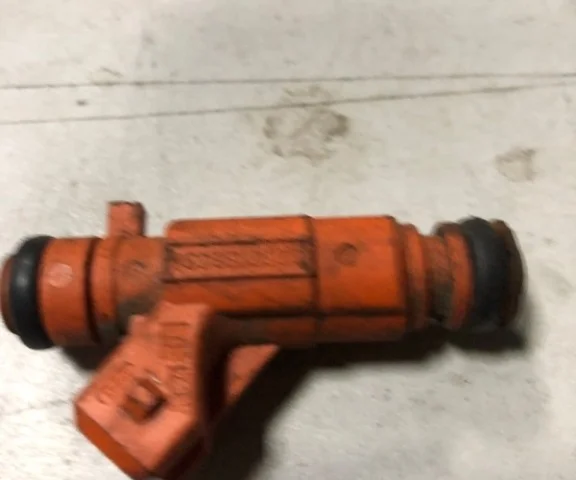 Форсунка топливная для Citroen C4 Хэтчбек 2004-2011 на фотографиях