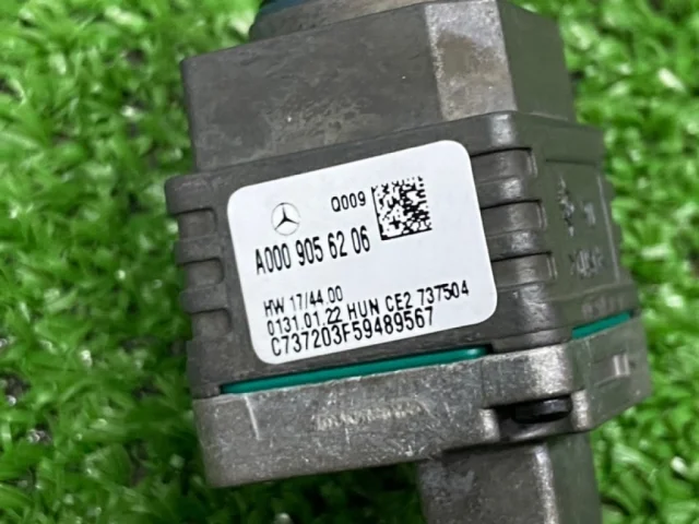 Камера заднего вида для Mercedes-Benz S class W222 2013-2017 на фотографиях