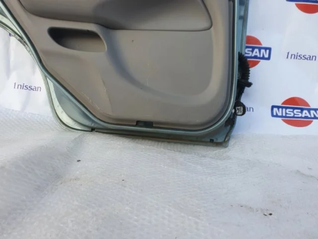 Дверь задняя левая для Nissan Almera N16 Хэтчбек 5dr 2000-2006 на фотографиях