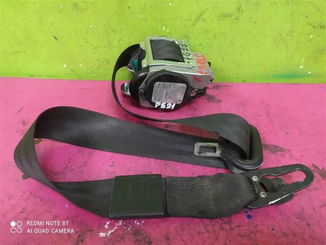 Ремень безопасности передний левый для Audi A4 B7 Avant 2004-2008 на фотографиях