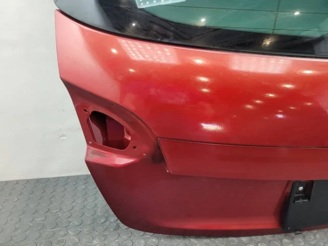 Крышка багажника для Citroen DS4 2011-2016 на фотографиях