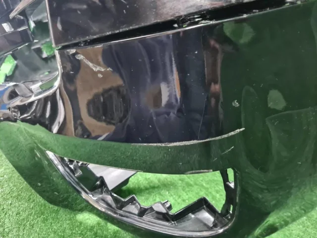 Бампер передний для Toyota Land Cruiser J300 2021+ на фотографиях