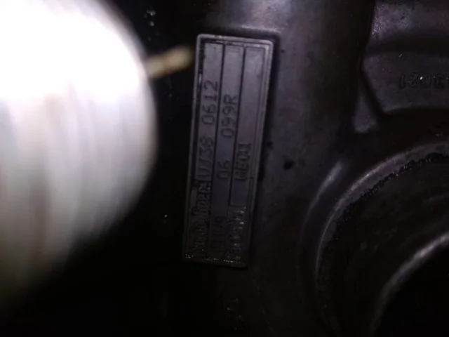 Двигатель без навесного для Mazda MPV LV 1995-1999 на фотографиях