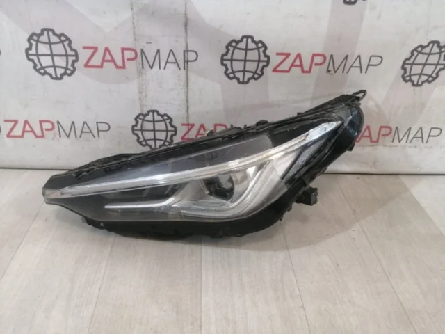 Фары для Infiniti QX 50 II 2018+ на фотографиях