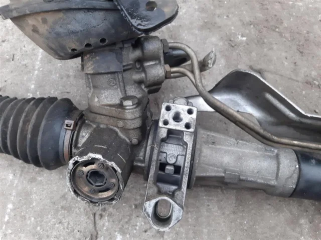 Рулевая рейка для Renault Scenic JA 1996-1999 на фотографиях