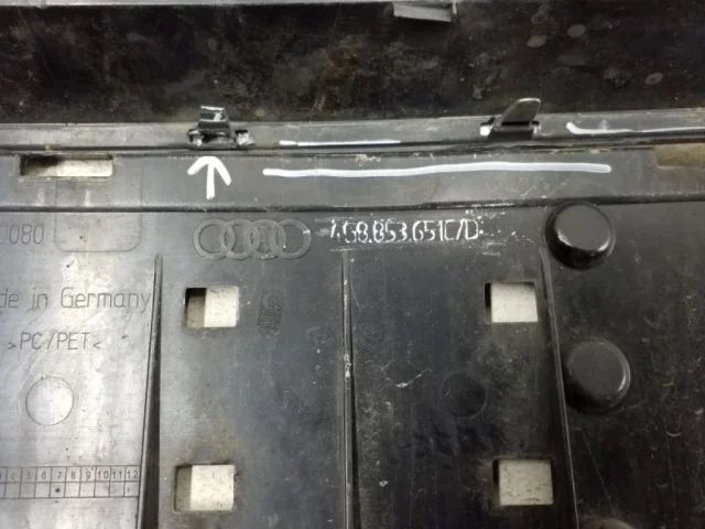 Решетка радиатора для Audi A7 4G 2010-2014 на фотографиях