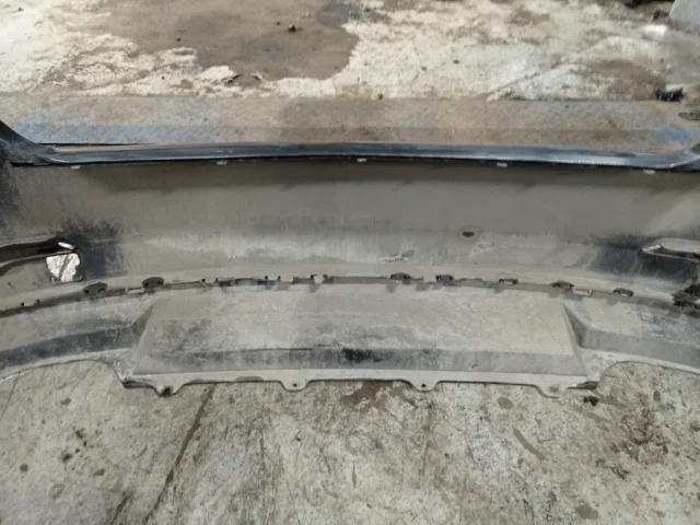 Бампер задний для Skoda Octavia A7 Tour на фотографиях