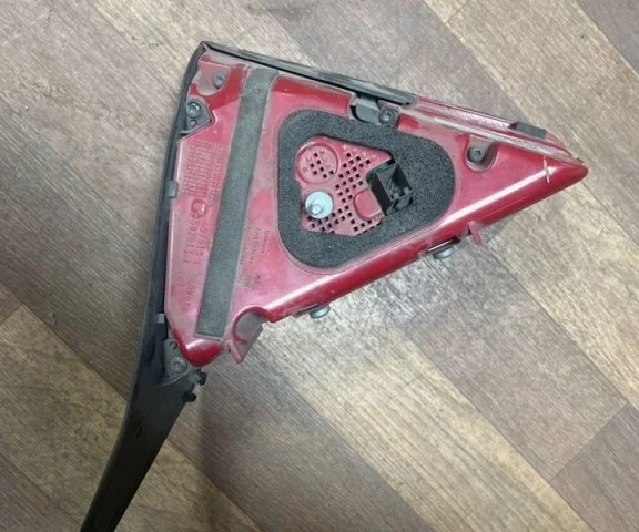 Фонарь внутренний левый для Audi A7 4G 2010-2014 на фотографиях