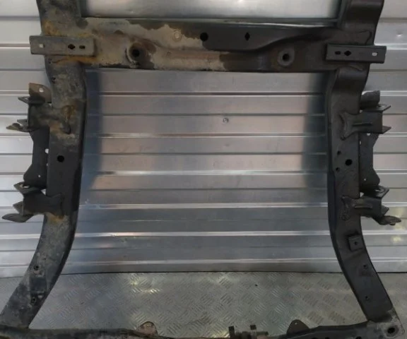 Подрамник двигателя для Renault Duster HM 2020+ на фотографиях