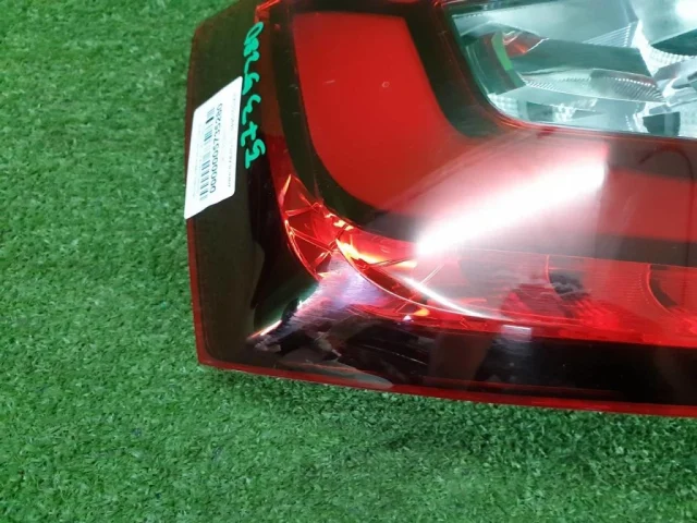 Фонарь левый для Skoda Octavia A7 Tour rest на фотографиях