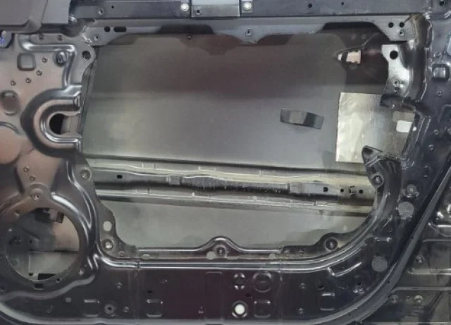 Двери для Infiniti QX 70 2013-2019 на фотографиях