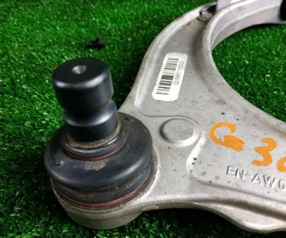 Рычаг передний правый верхний для BMW 5er G30 2016-2023 на фотографиях