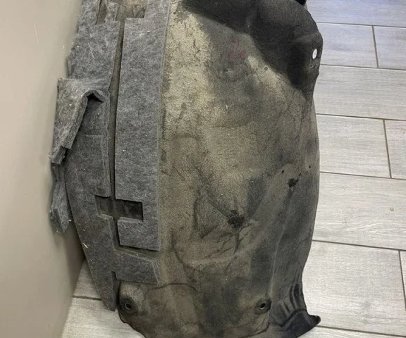 Подкрылок передний левый для Audi A7 4G 2010-2014 на фотографиях