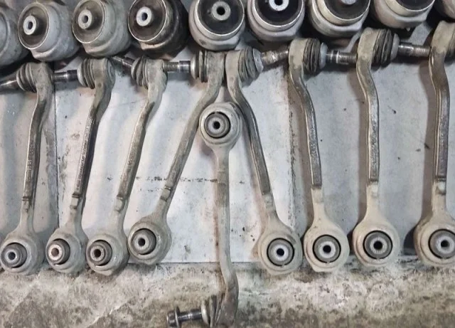 Рычаг передний левый нижний для BMW 3er G20 2018+ на фотографиях