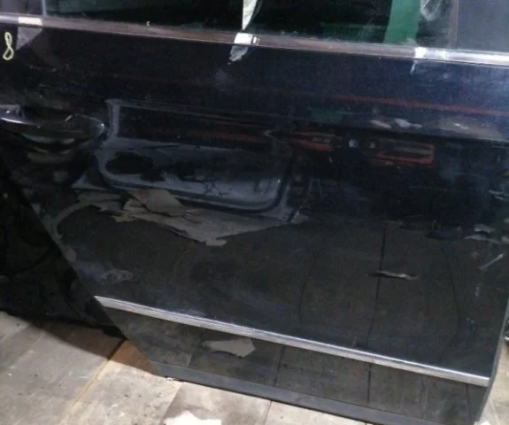 Дверь задняя правая для Volkswagen Passat Variant (B6, Typ 3C) 2004-2010 на фотографиях