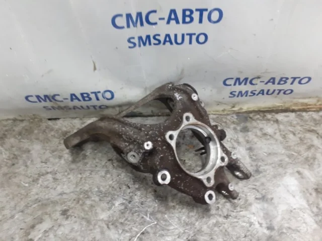 Цапфа задняя левая для Audi A6 C7 2010-2018 на фотографиях