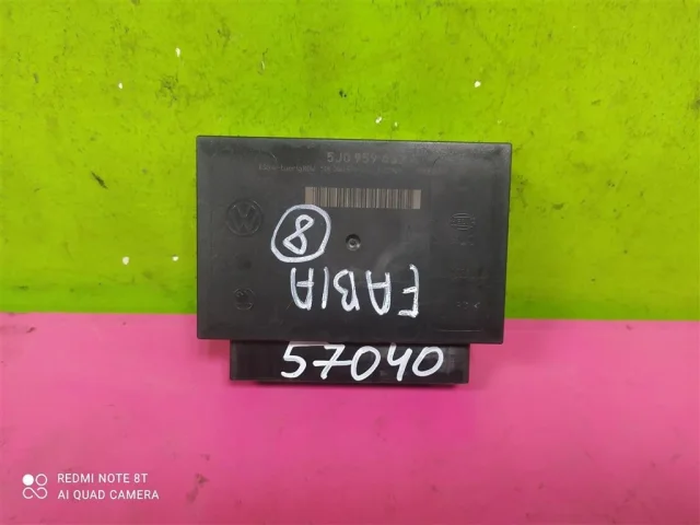 Блок комфорта для Skoda Fabia 5J Estate 2007-2015 на фотографиях