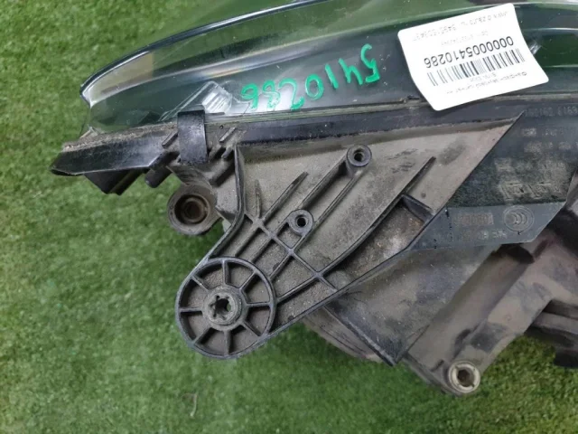 Крышка форсунки фароомывателя левая для Mercedes-Benz C class W204 2007-2014 на фотографиях