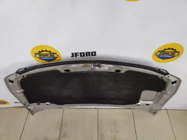 Капот для Suzuki SX4 2006-2009 на фотографиях