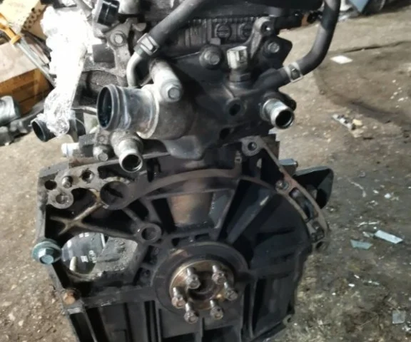 Двигатель без навесного для Mazda Familia Y12 Универсал 2007-2018 на фотографиях