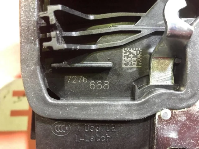 Уплотнитель передней правой двери для BMW 5er Ф10 Rest. 2014-2017 на фотографиях