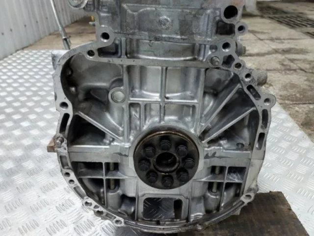 Двигатель без навесного для Toyota Camry XV50 II rest 2017-2018 на фотографиях