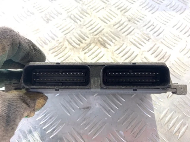 Блок управления АКПП для Citroen C4 Хэтчбек 3dr 2004-2011 на фотографиях