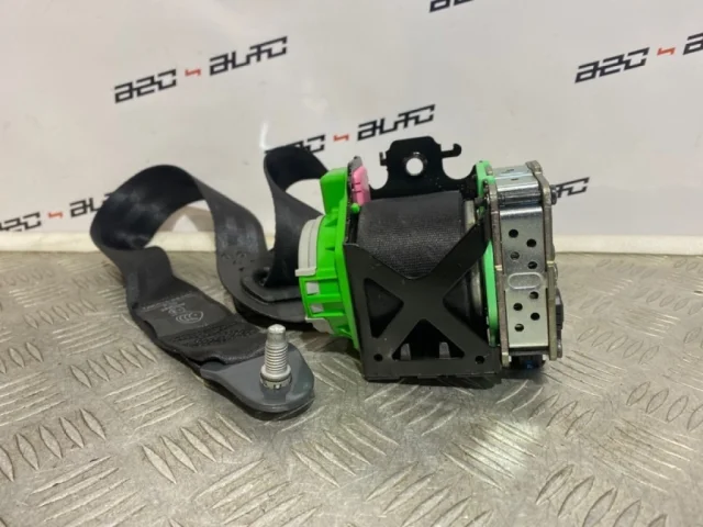 Ремень безопасности передний левый для Citroen C4 Хэтчбек 2010-2016 на фотографиях