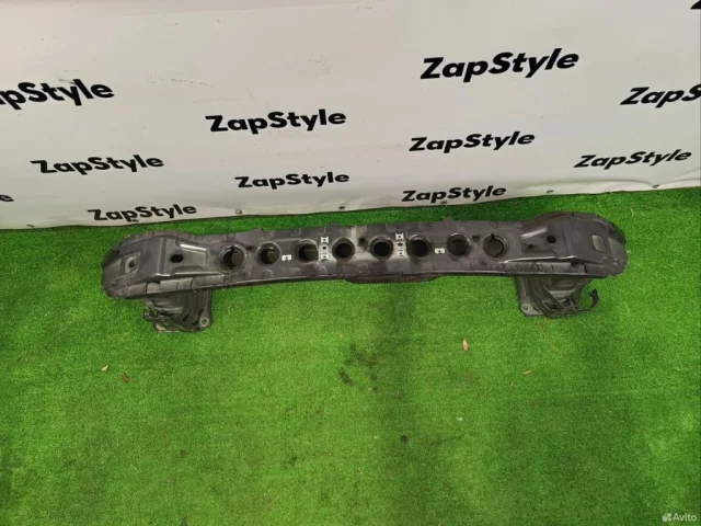 Усилитель переднего бампера для Ford Kuga CBS rest 2016-2019 на фотографиях