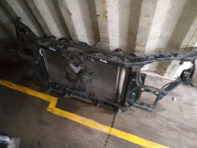 Панель радиатора (телевизор) для Kia Cerato LD Хэтчбек 2004-2008 на фотографиях