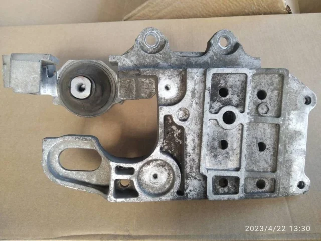 Подушка двигателя передняя левая верхняя для Nissan Qashqai J10 2006-2013 на фотографиях