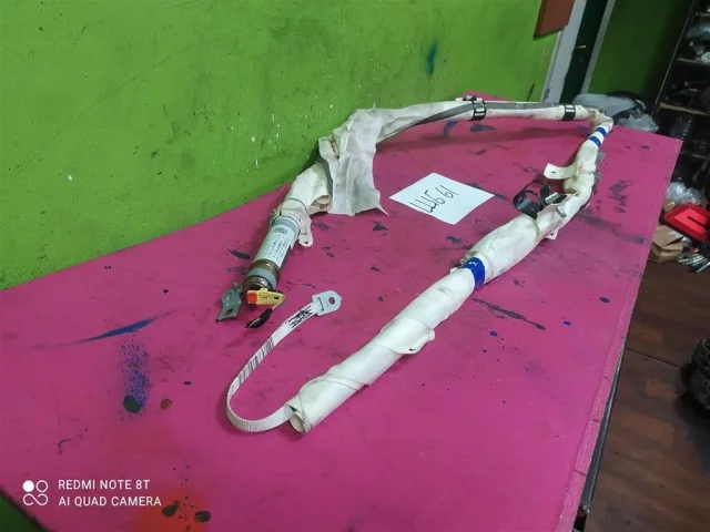 Датчик подушки безопасности для Audi A4 B8 Avant 2007-2015 на фотографиях