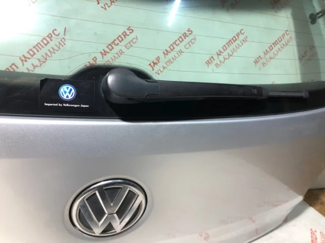 Крышка багажника для Volkswagen Polo V (6R) 2009-2014 на фотографиях