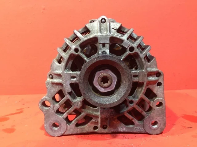 Генератор для Skoda Fabia 5J Estate 2007-2015 на фотографиях