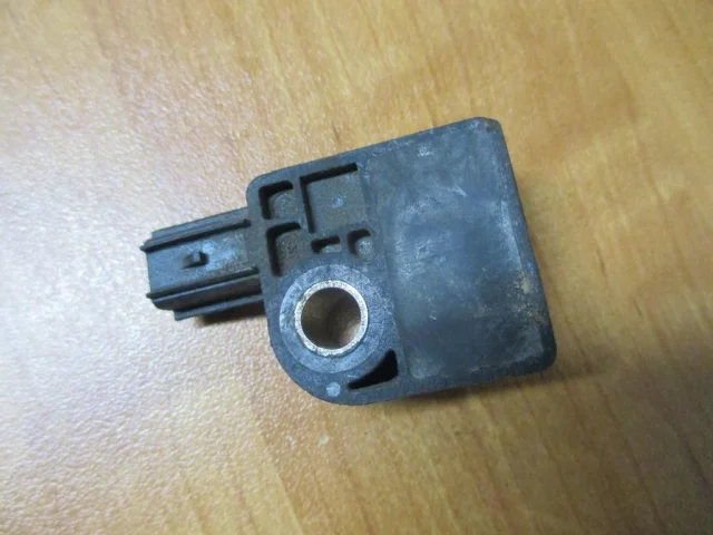 Датчик подушки безопасности для Kia Sportage 3 на фотографиях