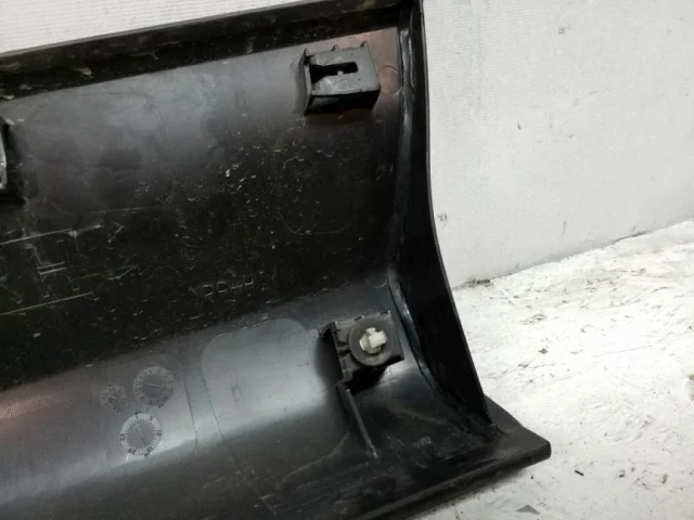 Накладка двери передней правой для Mazda CX 5 KE 2011-2017 на фотографиях