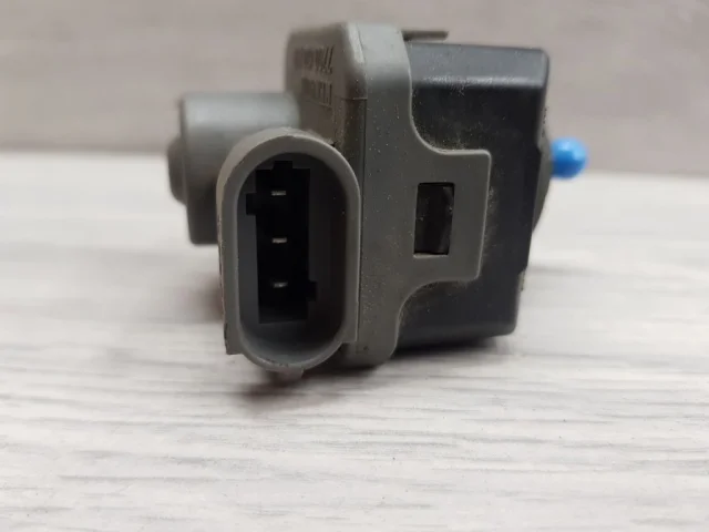 Моторчик корректора фары для Nissan Almera N16 Седан 2000-2006 на фотографиях