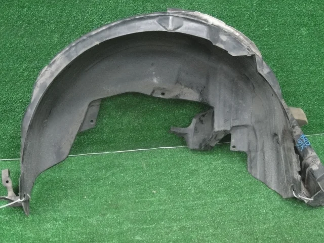 Крылья для Subaru Legacy Универсал BR/B14 2009-2015 на фотографиях