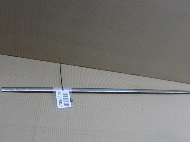 Накладка на дверь передняя левая для Volkswagen Passat (B6, Typ 3C) 2005-2010 на фотографиях