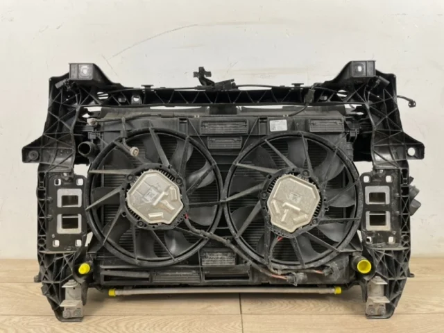 Кассета радиаторов для Volkswagen Touareg III (CR) 2018+ на фотографиях