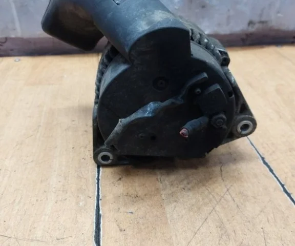 Генератор для Opel Vectra B Хэтчбек 1995-2003 на фотографиях