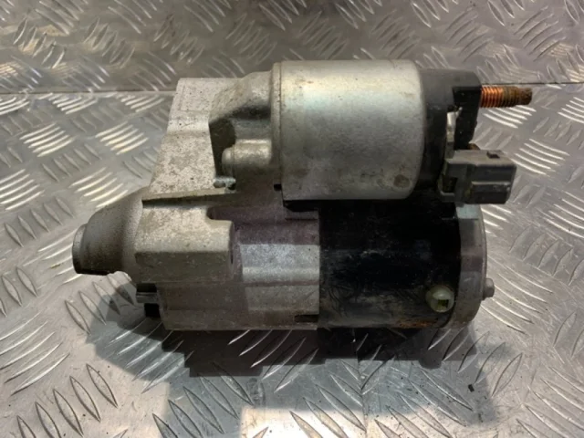 Стартер для Citroen C4 Хэтчбек 2010-2016 на фотографиях