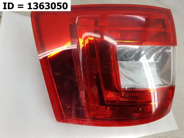 Фонарь левый для Skoda Octavia A7 Tour на фотографиях