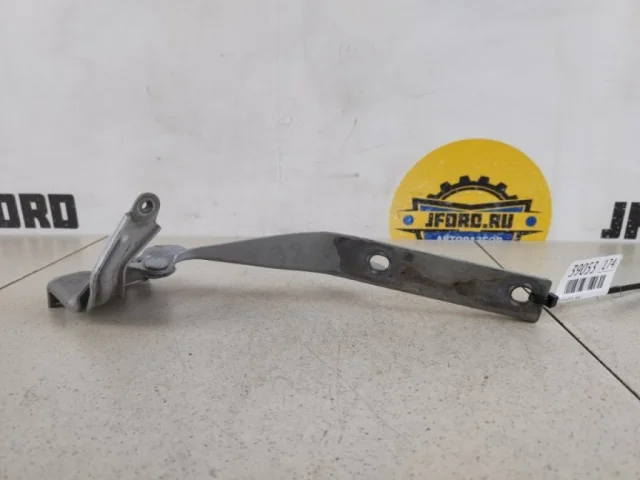 Петля капота левая для Suzuki Grand Vitara 2005-2014 на фотографиях